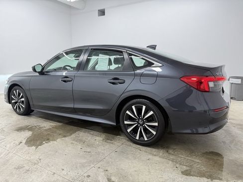 Used 2023 Honda Civic EX image 6