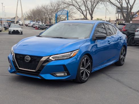 Used 2020 Nissan Sentra SR w/ Premium Package image 10