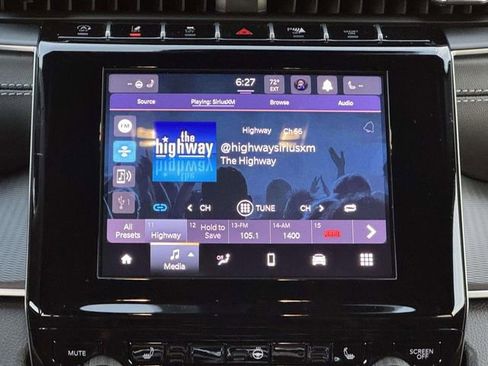 New 2025 Jeep Grand Cherokee Altitude AWD/4WD image 3