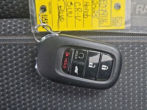 Certified 2025 Honda CR-V Sport image 34