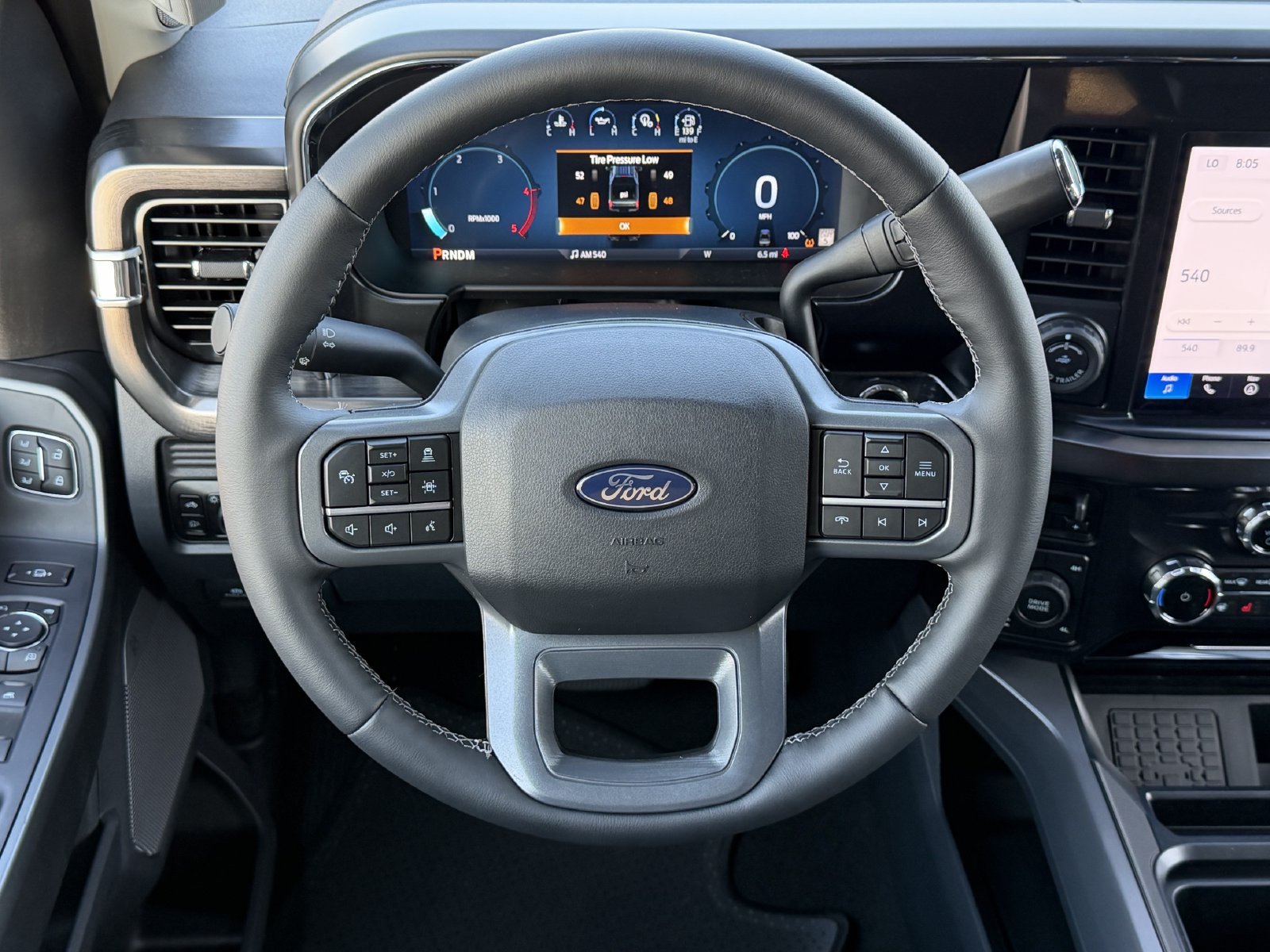 New 2027 Ford F350 Lariat w/ Lariat Premium Package AWD/4WD image 13