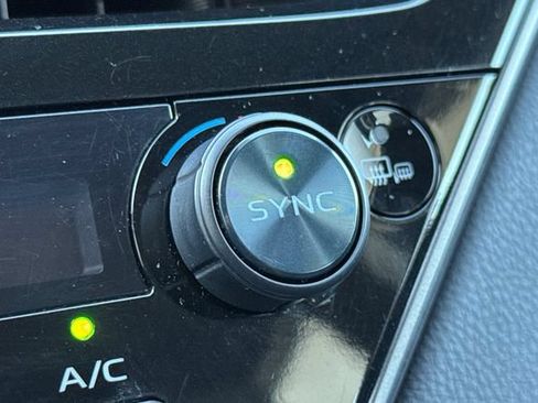 Used 2024 Toyota Camry XLE FWD image 30