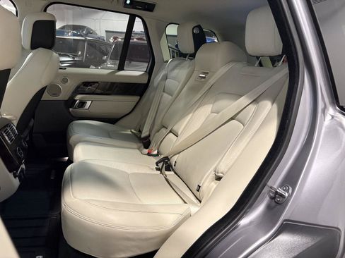 Used 2020 Land Rover Range Rover HSE AWD/4WD image 28