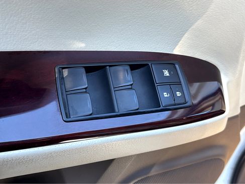 Used 2017 Lexus GX 460 image 27