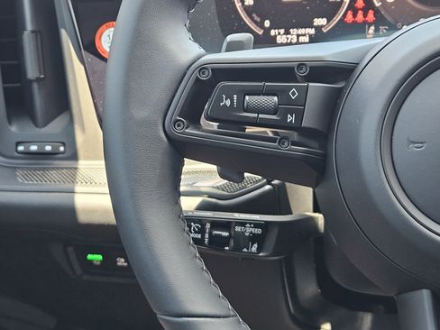 Certified 2025 Porsche Cayenne GTS AWD/4WD image 26