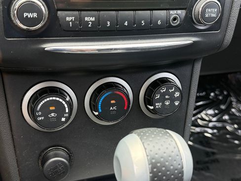 Used 2015 Nissan Rogue S w/ Convenience Package FWD image 20