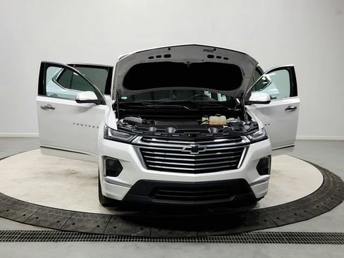 Used 2023 Chevrolet Traverse Premier image 10