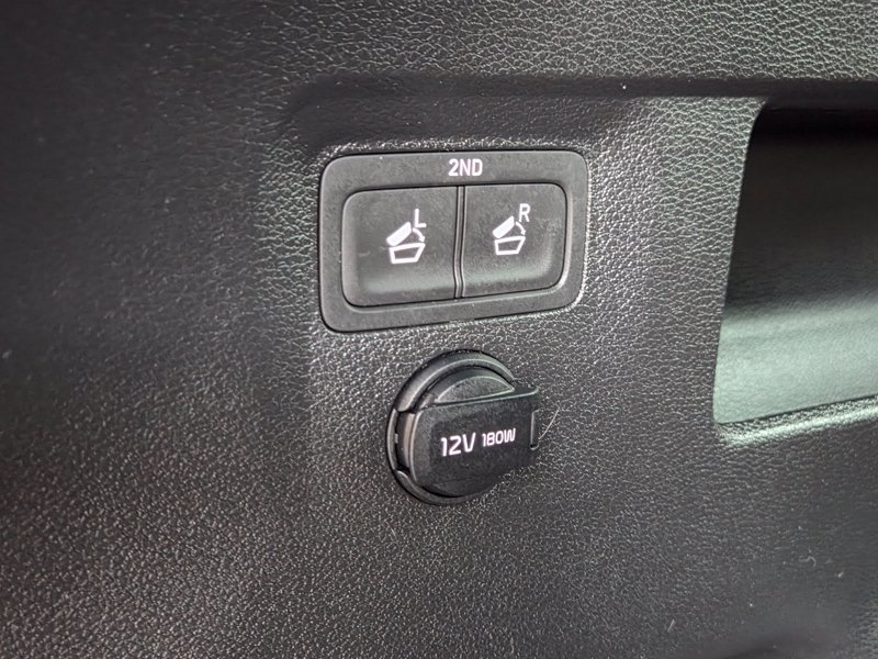 Used 2025 Kia Telluride SX Prestige X-Pro AWD/4WD image 12