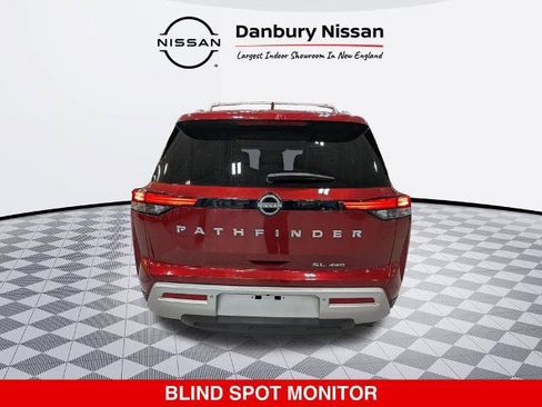 Certified 2024 Nissan Pathfinder SL AWD/4WD image 5