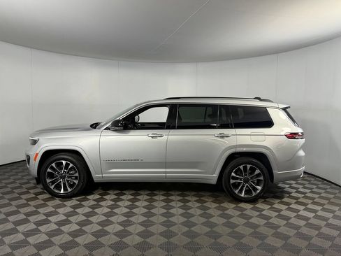 Used 2023 Jeep Grand Cherokee L Overland AWD/4WD image 11