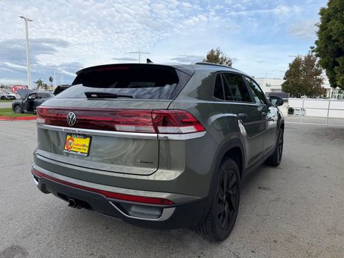 New 2026 Volkswagen Atlas Cross Sport SE image 6