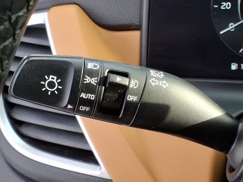 Used 2024 Kia Seltos EX image 24