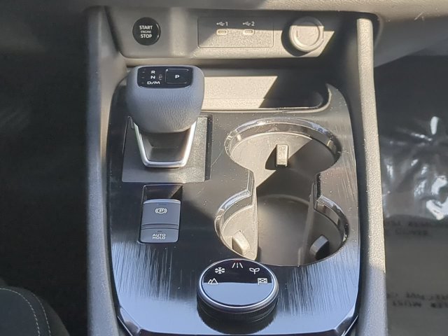 Used 2024 Nissan Rogue SV AWD/4WD image 18