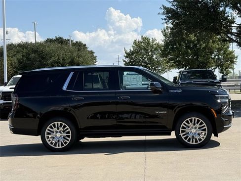 New 2026 Chevrolet Tahoe High Country image 3