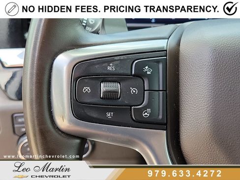 Used 2025 Chevrolet Silverado 1500 LT AWD/4WD image 23