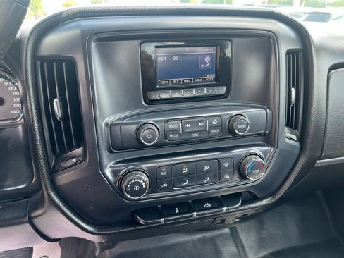 Used 2014 Chevrolet Silverado 1500 W/T RWD image 17
