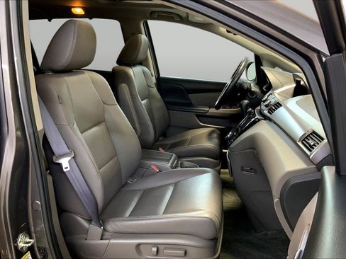 Used 2016 Honda Odyssey EX-L image 8
