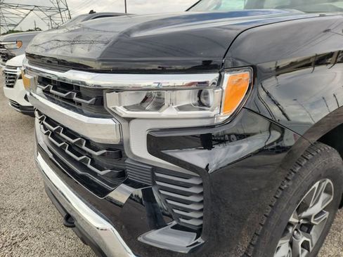 Used 2024 Chevrolet Silverado 1500 LT image 6