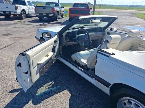 Used 1990 Ford Mustang LX RWD image 50