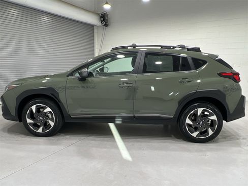 Certified 2025 Subaru Crosstrek 2.5i Limited w/ Crosstrek Mirror Package image 5