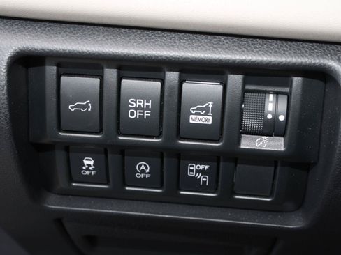 Used 2023 Subaru Forester Limited AWD/4WD image 11