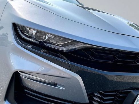 Used 2019 Chevrolet Camaro SS RWD image 28