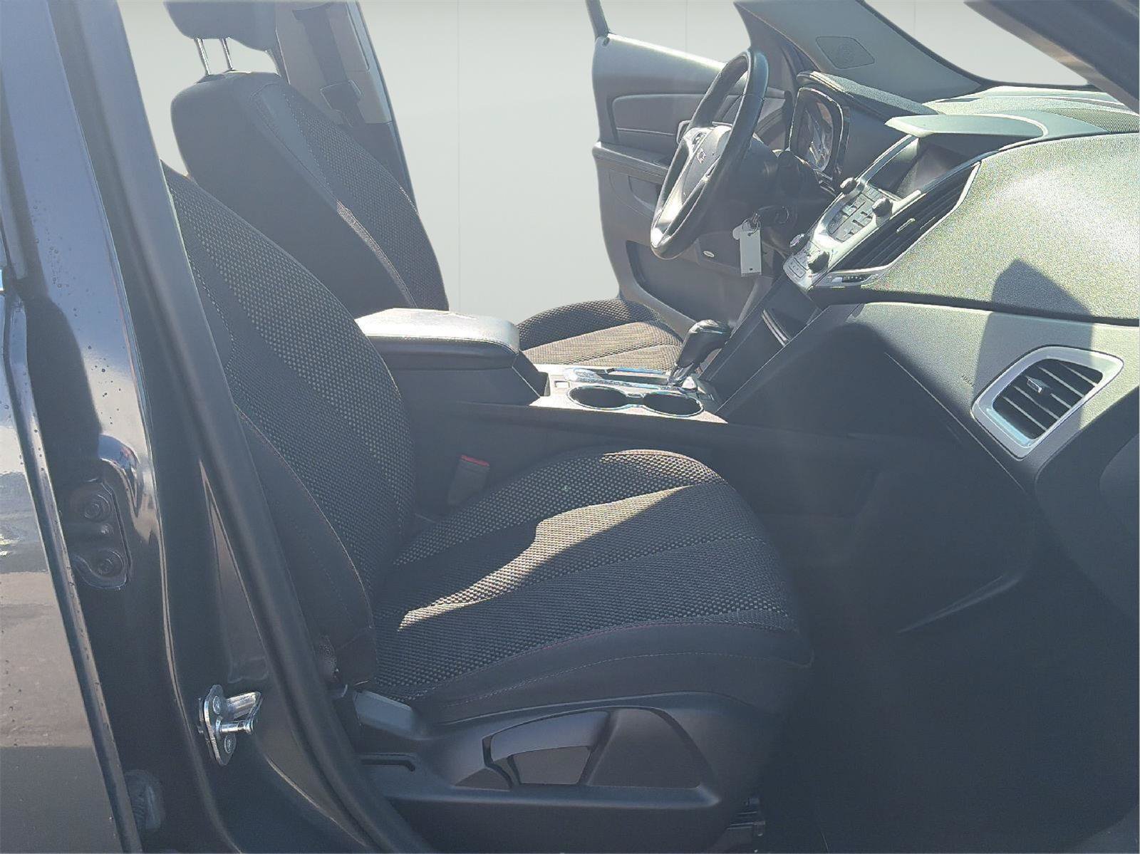 Used 2017 GMC Terrain SLE w/ Convenience Package FWD image 19