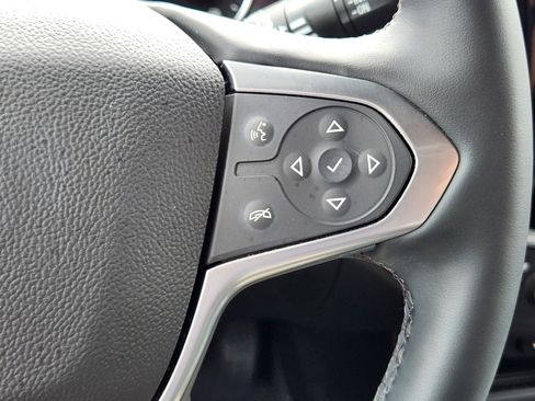 Certified 2023 Chevrolet Traverse Premier w/ Redline Edition image 30