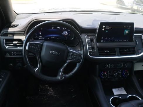 Used 2022 Chevrolet Tahoe RST w/ Luxury Package RWD image 12