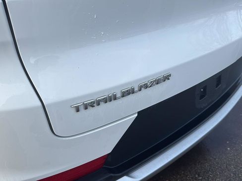 Used 2023 Chevrolet TrailBlazer LT image 10