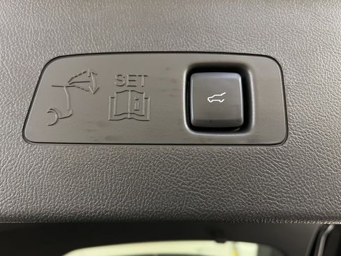 New 2026 Lincoln Corsair Premiere image 36