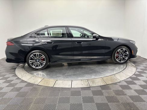 New 2027 BMW 530i xDrive w/ M Sport Package AWD/4WD image 17