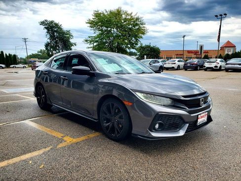 Used 2018 Honda Civic Sport Touring image 3