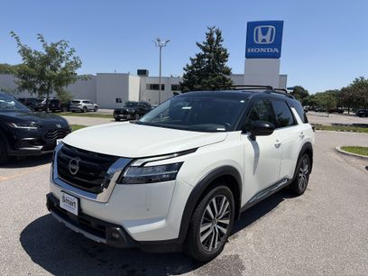 Used 2022 Nissan Pathfinder Platinum w/ Cargo Package