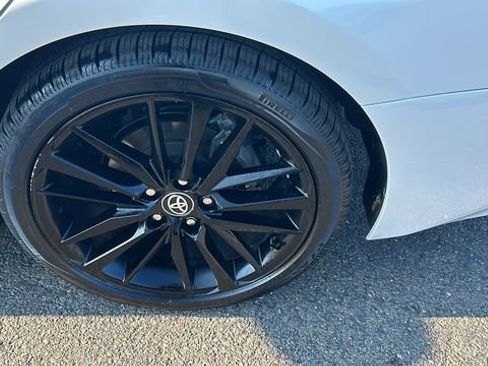 Used 2021 Toyota Camry XSE image 6