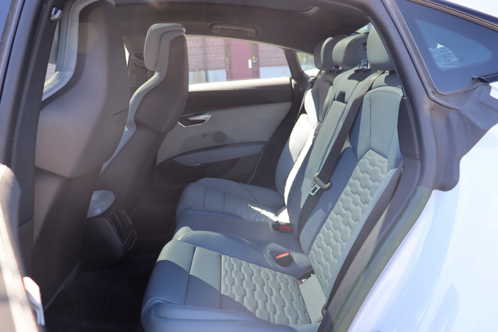 Used 2023 Audi e-tron GT Prestige w/ Prestige Package AWD/4WD image 16
