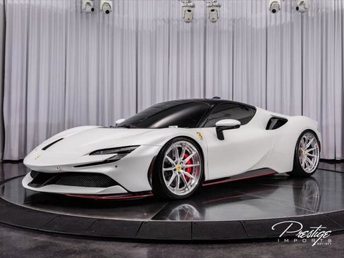 Used 2023 Ferrari SF90 Stradale AWD/4WD image 10