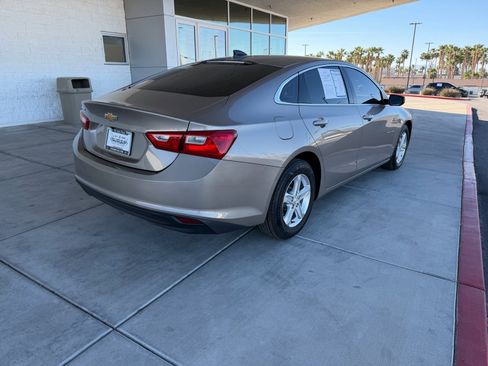 Used 2023 Chevrolet Malibu LS image 3