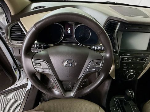 Used 2017 Hyundai Santa Fe Sport w/ 2.4L Tech Package 04 AWD/4WD image 22