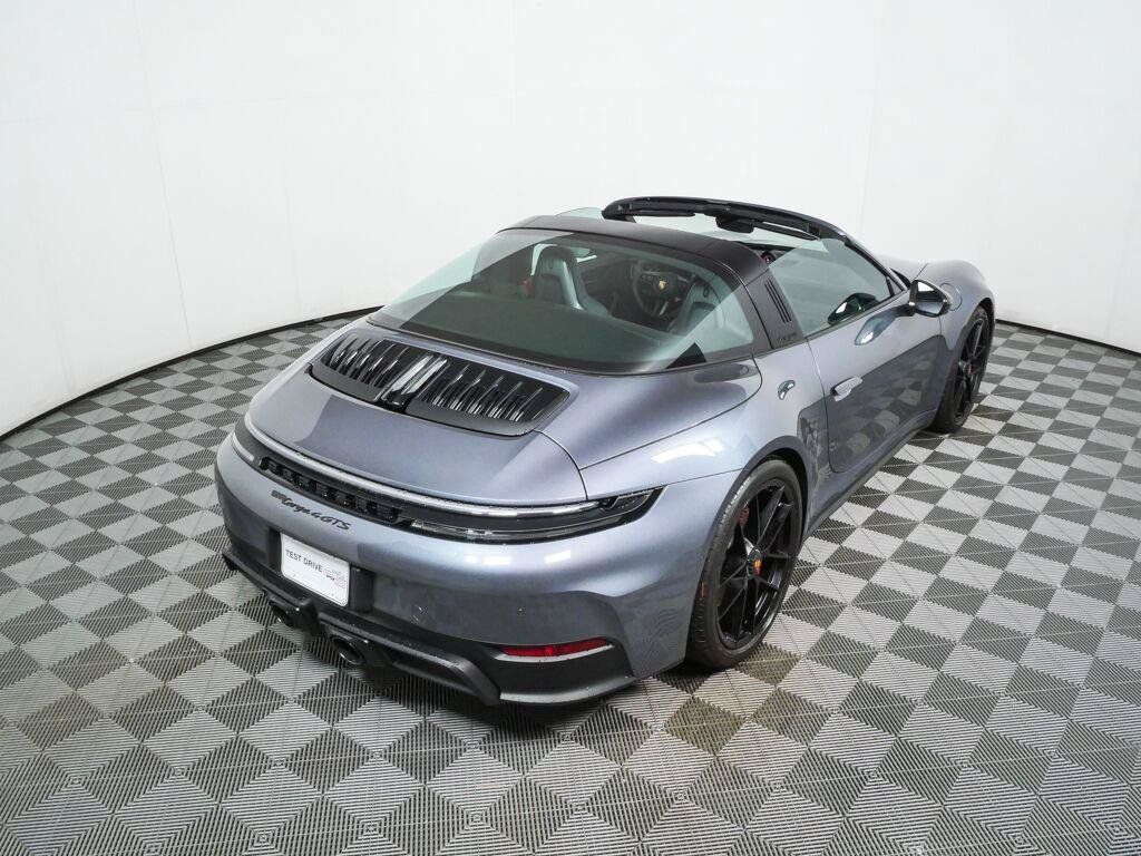 Certified 2026 Porsche 911 Targa 4 GTS AWD/4WD image 24