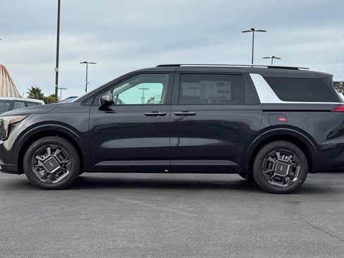 New 2026 Kia Carnival EX image 7