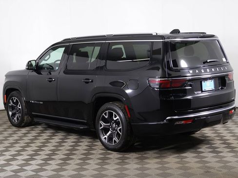 Used 2024 Jeep Wagoneer Series III image 14