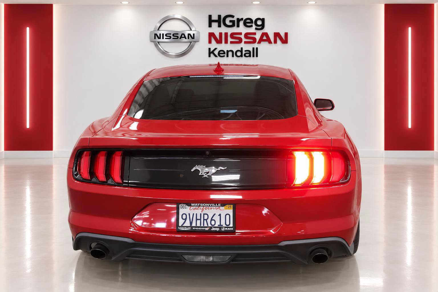 Used 2022 Ford Mustang Coupe w/ Equipment Group 101A RWD image 5