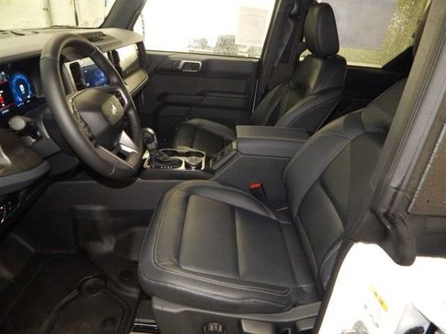 New 2025 Ford Bronco Big Bend image 14