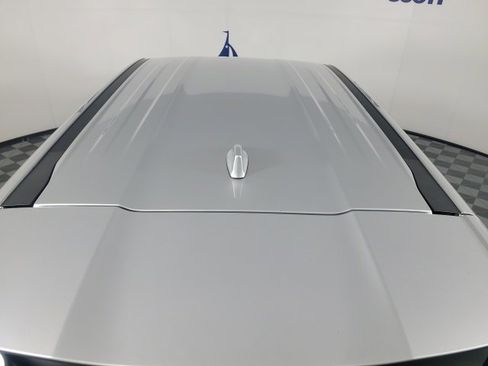 Used 2023 Nissan Rogue SV image 19