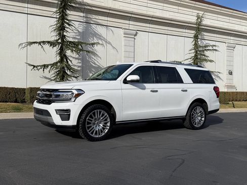 Used 2024 Ford Expedition Max Limited image 2