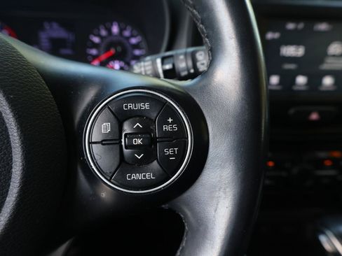 Used 2020 Kia Soul GT-Line w/ GT 2.0L Power Sunroof Package FWD image 27
