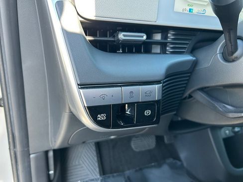 Used 2024 Hyundai Ioniq 5 SEL image 19