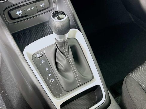 New 2026 Hyundai Venue SE FWD image 12