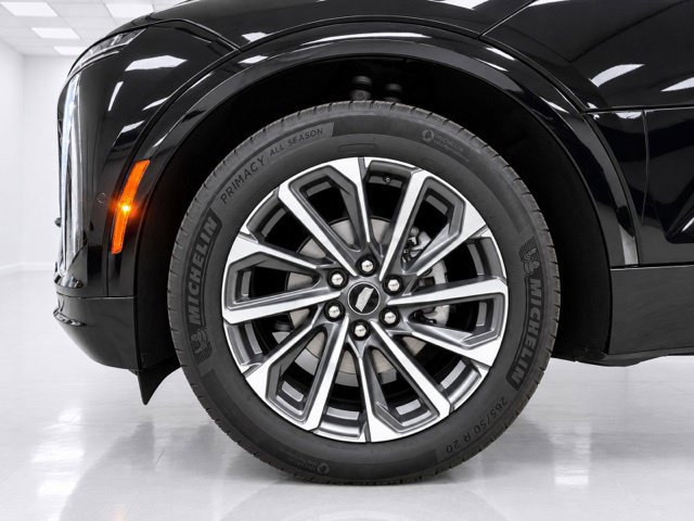 Used 2024 Cadillac Lyriq Sport AWD/4WD image 6